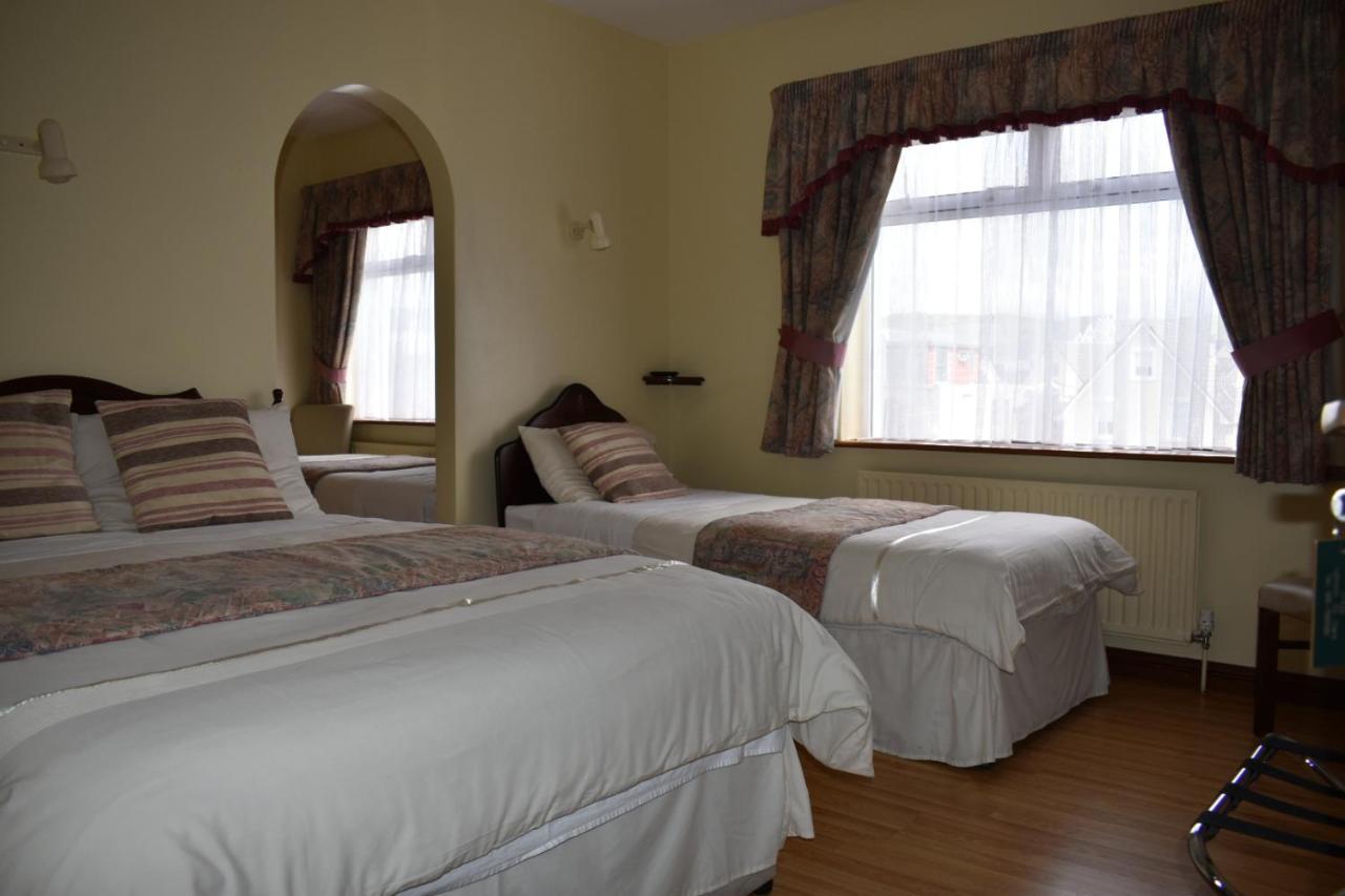 Cois Farraige Bed & Breakfast Lahinch Bagian luar foto